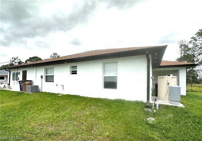Foto del edificio - 4720-4722 29th St SW