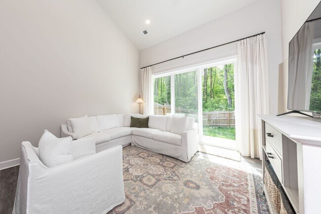 Foto del edificio - 5273 Twilight Ct