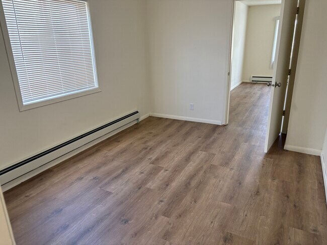 Foto del edificio - 721 Beltrami Ave NW