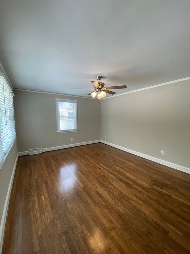 Foto del edificio - 3811 Barwick St
