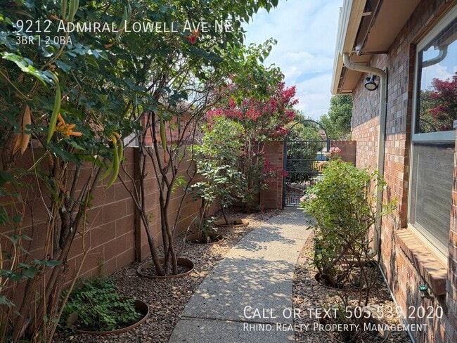 Building Photo - 9212 Admiral Lowell Ave NE