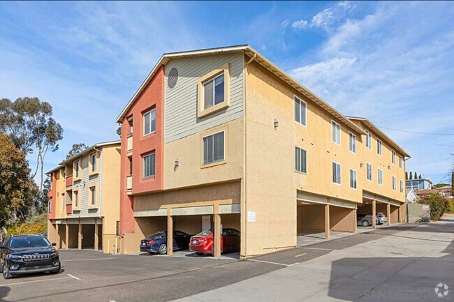 Building Photo - 7003 Saranac St
