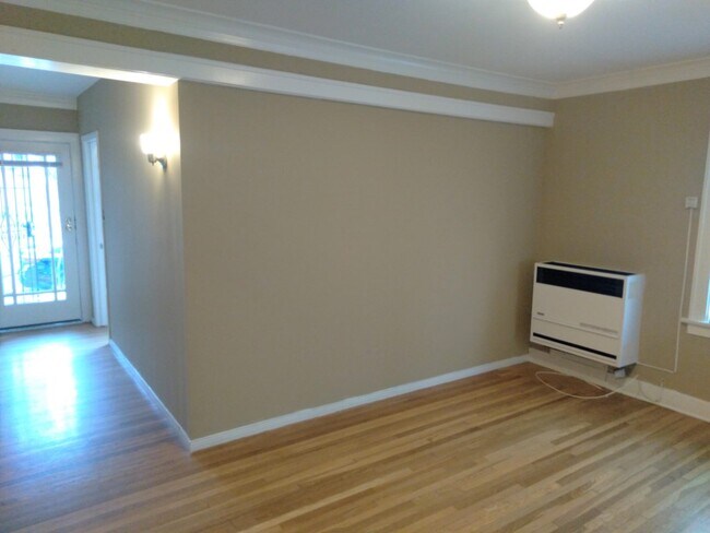 Foto del edificio - 750 Lime Ave