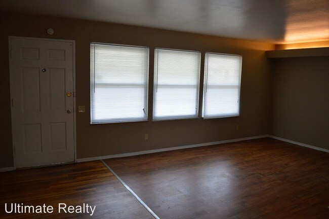 Building Photo - 3 br, 2 bath House - 11154 Mammoth Dr.