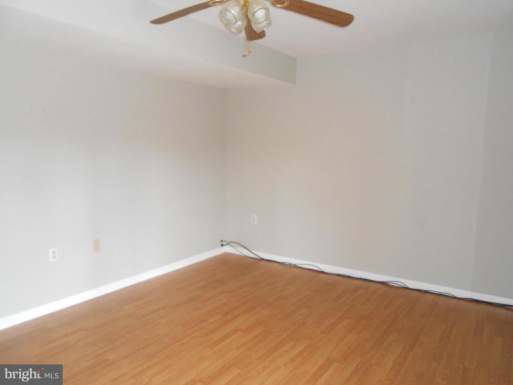 90 Myatt Ct, BUNKER HILL, WV 25413 Townhome Rentals in BUNKER HILL WV