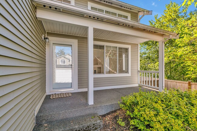 Foto del edificio - Beautiful Gated Home in Puyallup
