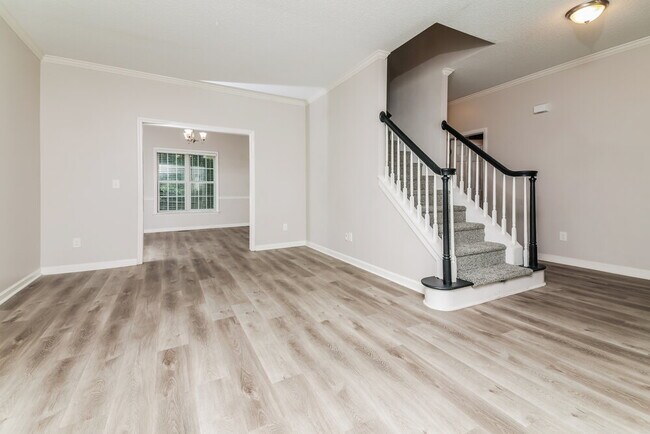 Building Photo - 5828 Waterford Landing Ct