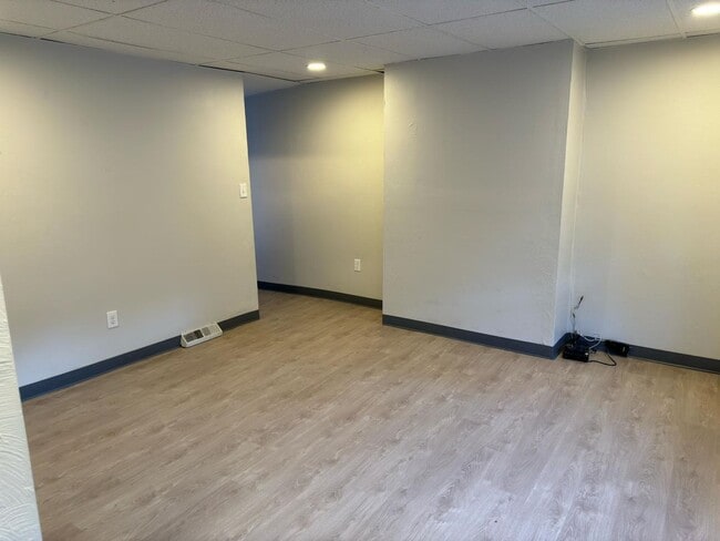 Foto del edificio - 847 Flemington St