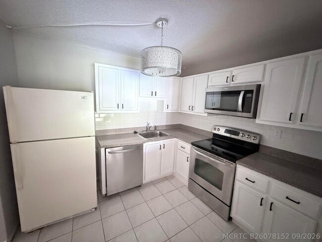 Foto del edificio - 9370 SW 8th St