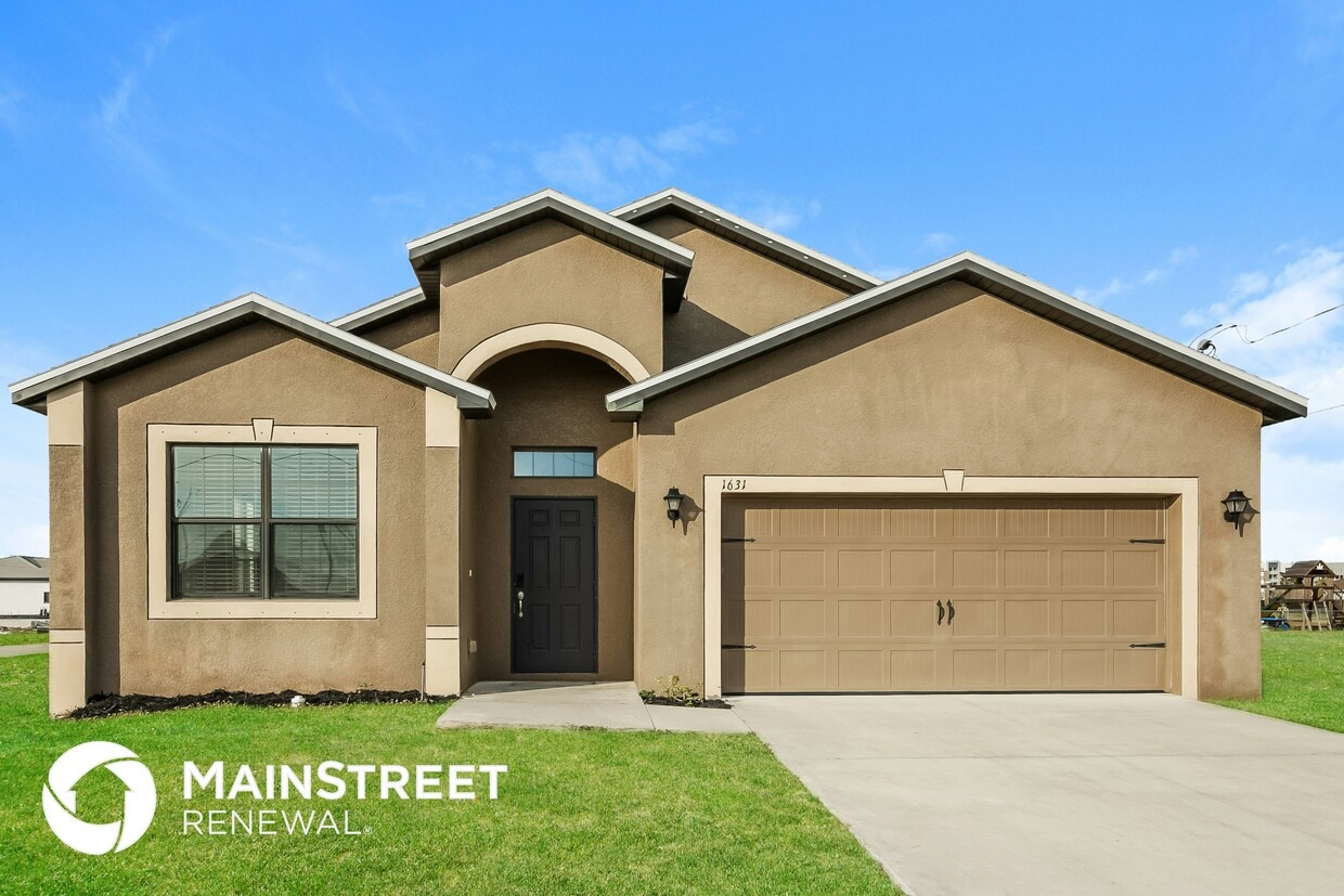 Foto principal - 1631 SW 25th Ln