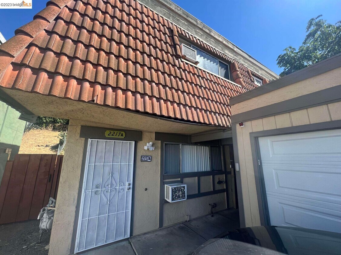 2217 L St, Antioch, CA 94509 Townhome Rentals in Antioch CA