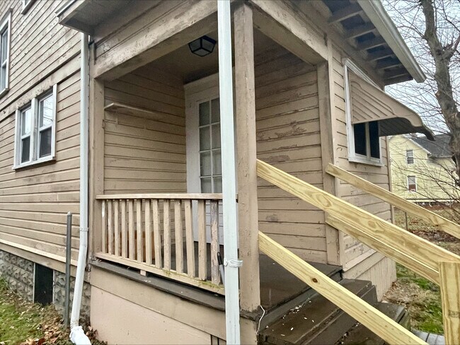 Foto del edificio - 644 Carpenter St