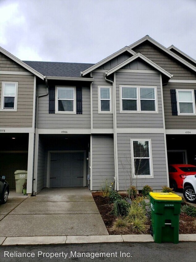 49464994 SW Marissa Terrace, Aloha, OR 97078 Room for Rent in Aloha