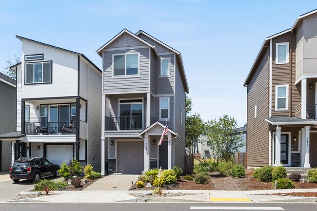 Foto del edificio - Charming 2-Bed with 2.5 Baths in Newberg