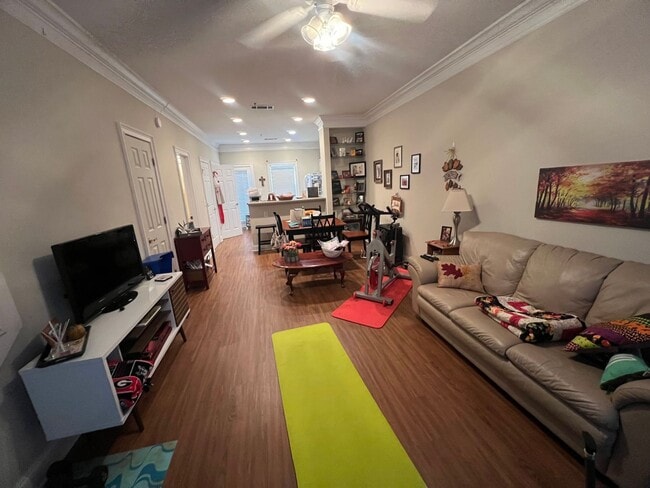 Foto del edificio - 2 Bed 2.5 Bath Condo