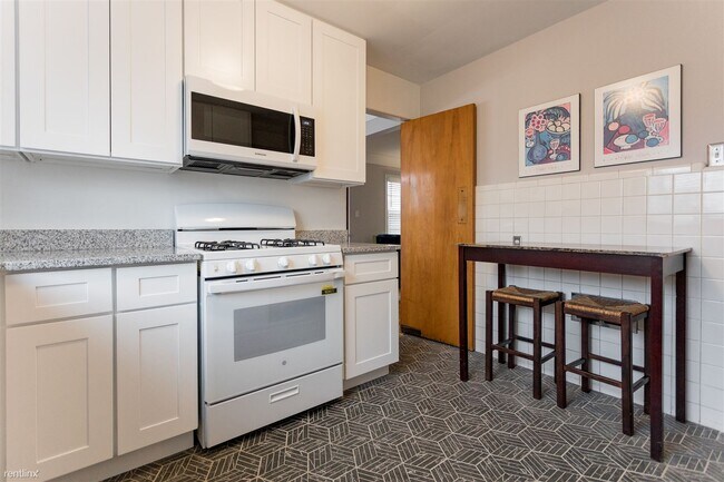 Building Photo - 3 br, 1 bath House - 159 Winona St