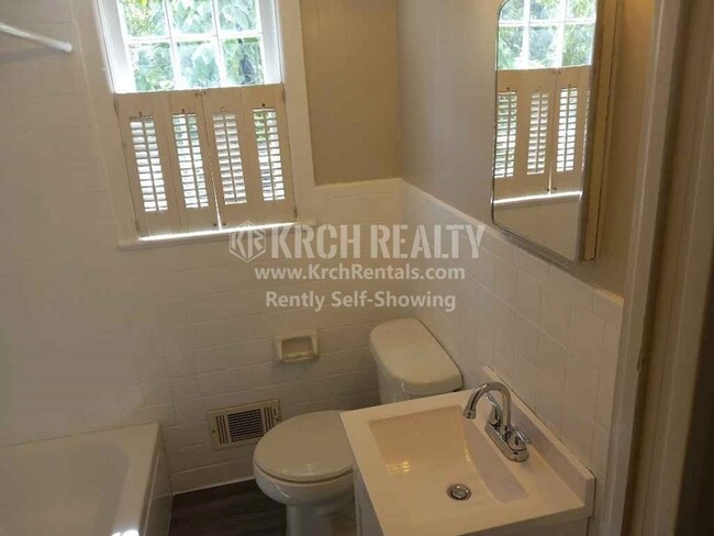 Foto del edificio - Beautiful 3 bedroom, 2 bathroom home!