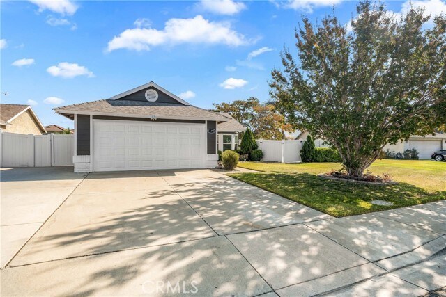 Foto principal - 11755 Vale Vista Dr