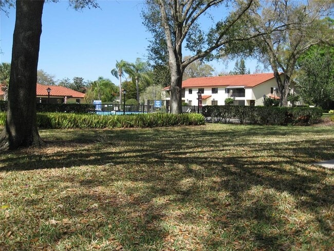 Building Photo - 5755 Gardens Dr
