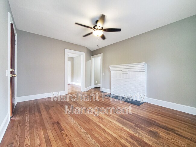 Foto del edificio - 11B Harrington Ave