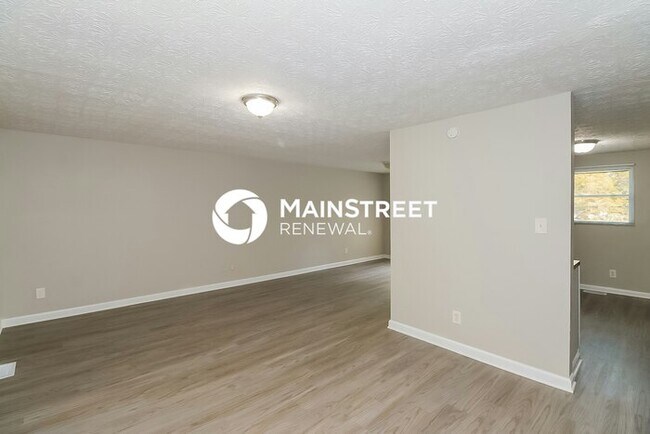 Foto del edificio - 4 Bedroom Pet-Friendly Home in Fairburn, G...