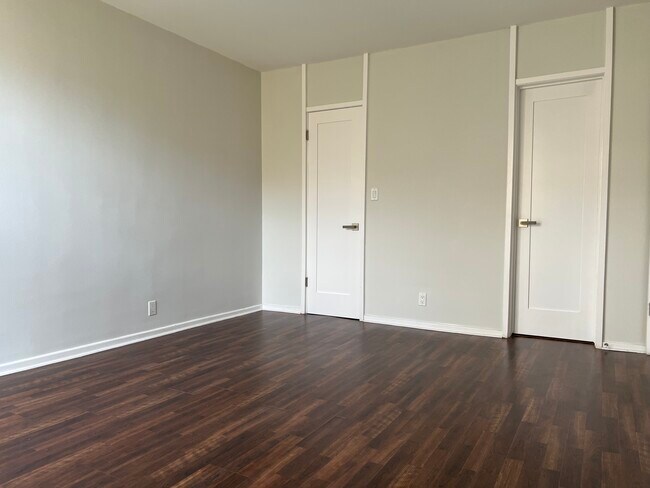 Dormitorio principal - 1730 Glendon Ave