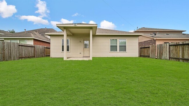 Building Photo - 2726 Argos Dr