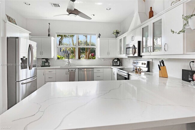 Foto del edificio - 3 br, 2.5 bath House - 1619 Harrison St