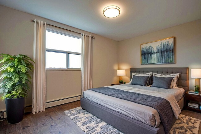 Building Photo - Aldershot Apartments