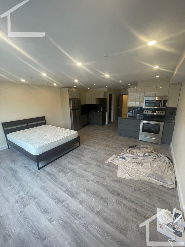 Photo - 9/1 No Fee! Loft-style Studio on Comm Ave w/AC, elevator!