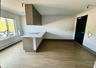 Building Photo - 151 N Williams Ave