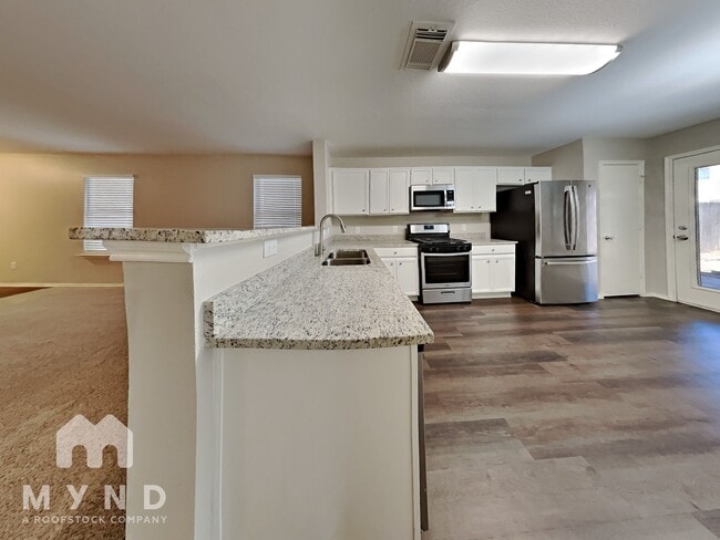 Building Photo - 8135 Villandry Ln