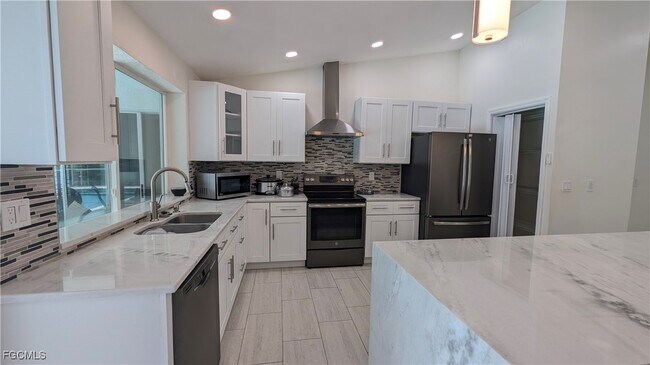 Foto del edificio - 1254 NW 37th Pl