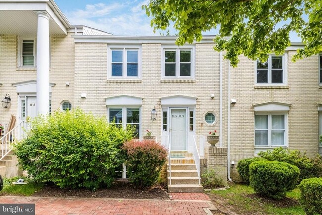 Building Photo - 8509 Jeffersonian Ct