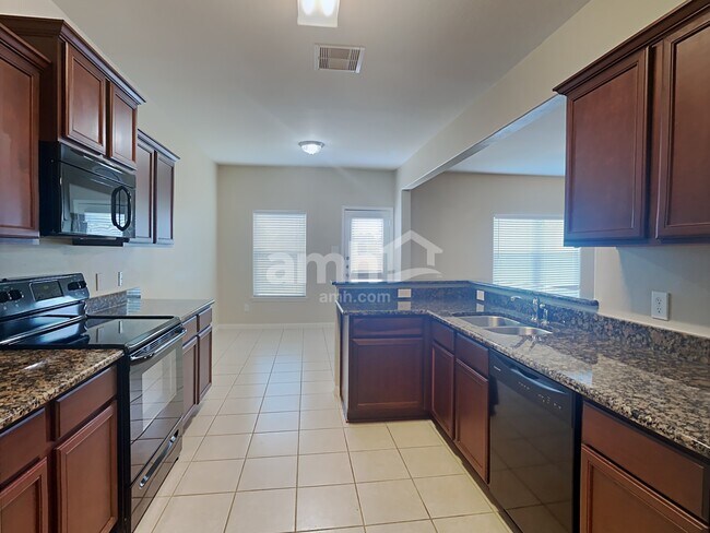 Foto del edificio - 31023 E Lost Creek Blvd