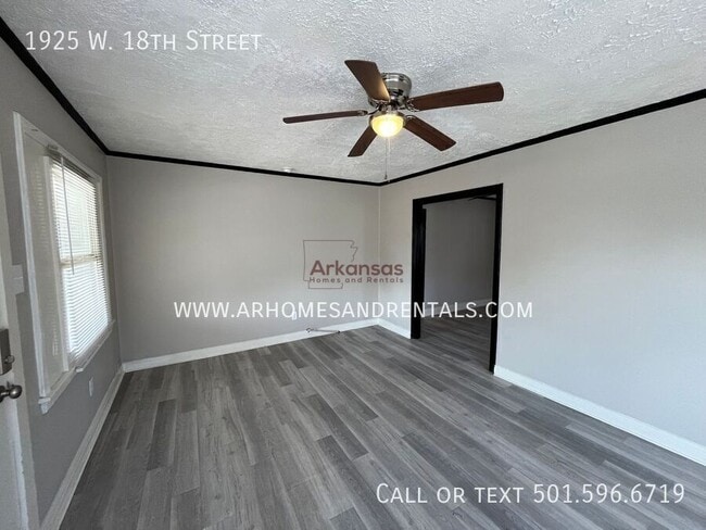 Building Photo - 1925 W 18th St