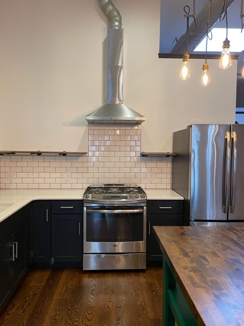 Kitchen 2 - 307 N Riverfront Dr