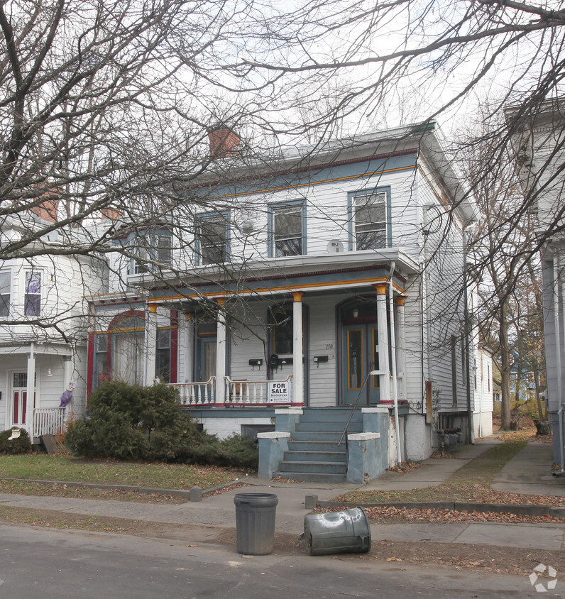 Primary Photo - 150 Fair St