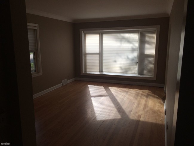 Building Photo - 5148 Estes Ave