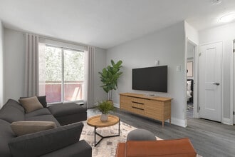 Building Photo - 25 Lorne Ave