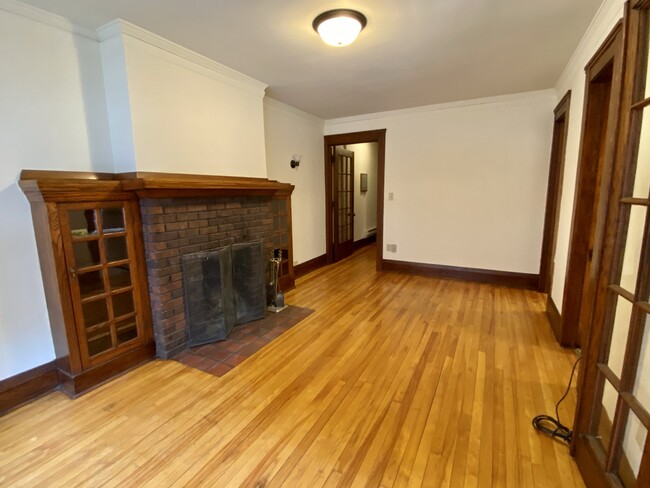 Building Photo - 301 Norris Ct