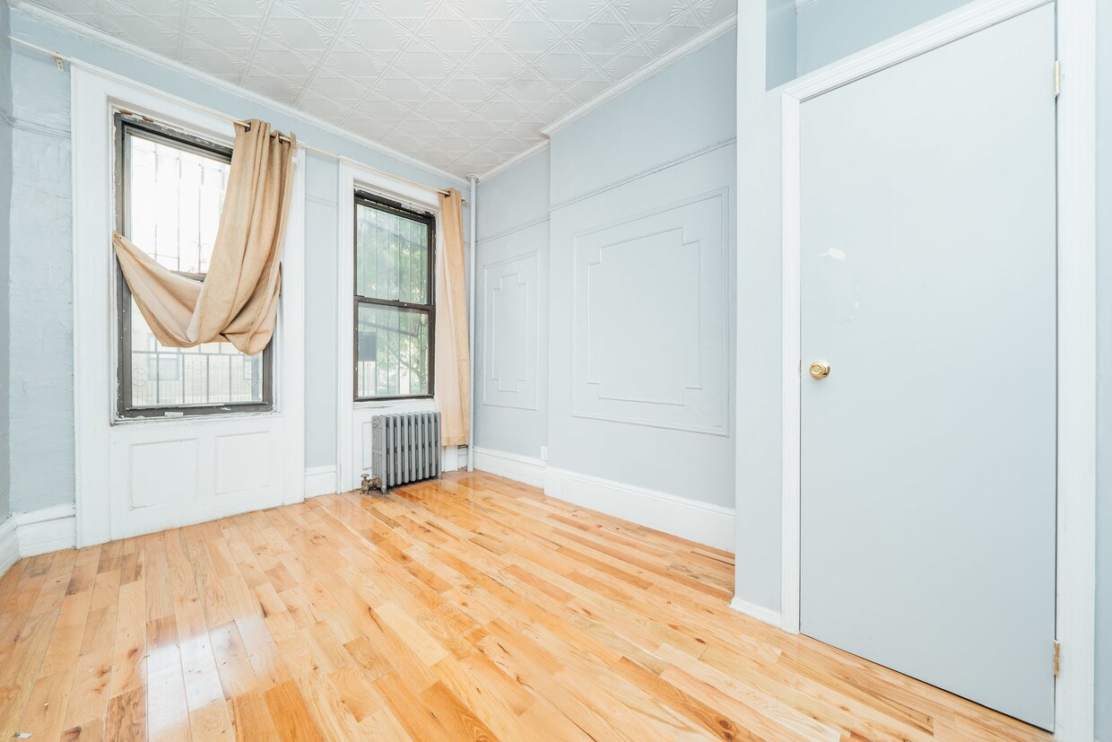 Foto principal - 25 Kingsland Ave