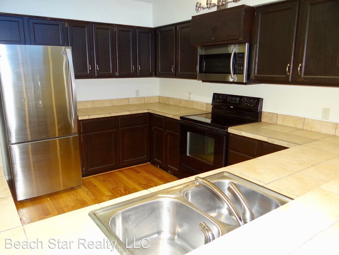 Primary Photo - 2 br, 2 bath House - 1841 Fairway Ridge Un...