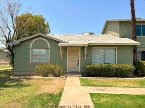 Building Photo - 4701 N 26th Ln