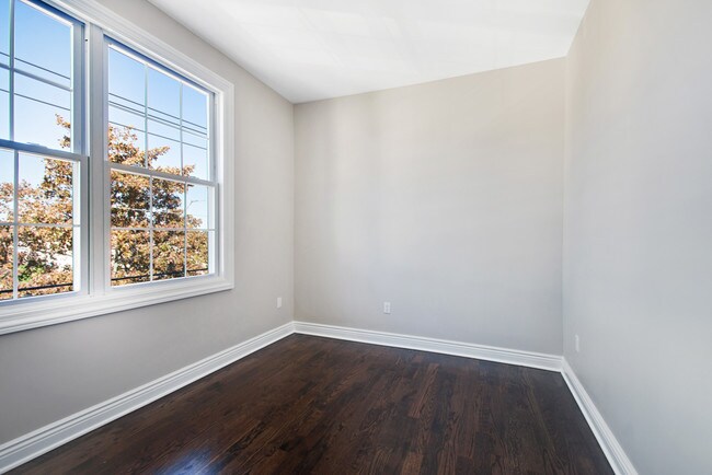 Building Photo - 52 Belmont Ave