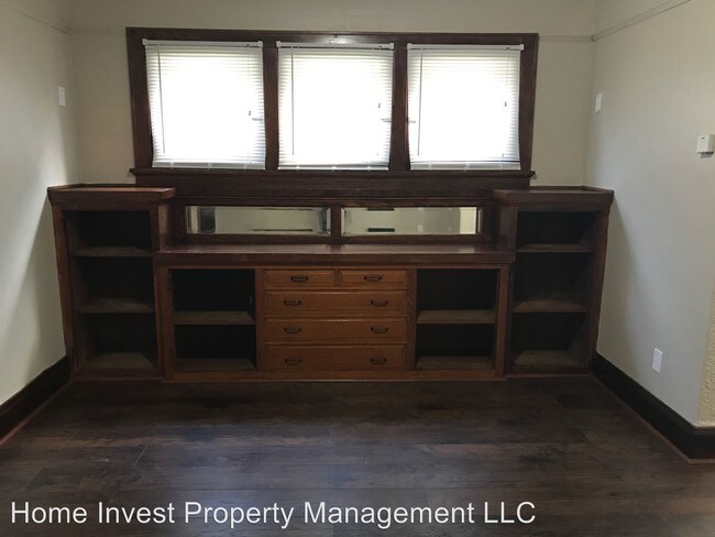 Building Photo - 4732 N 41st St