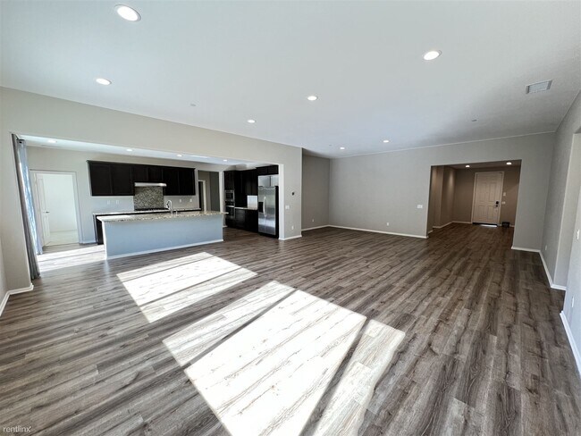 Building Photo - 4 br, 4 bath House - 24215 Deputy Way