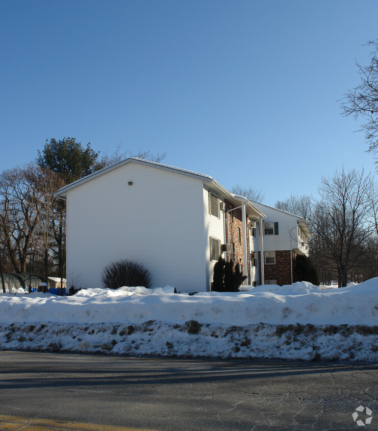 Building Photo - 125 E High St