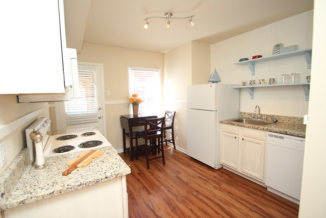 Brand new kitchen - Church Hill Apartments