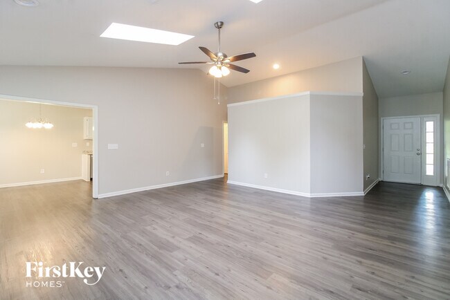 Foto del edificio - 5802 Chinaberry Pl